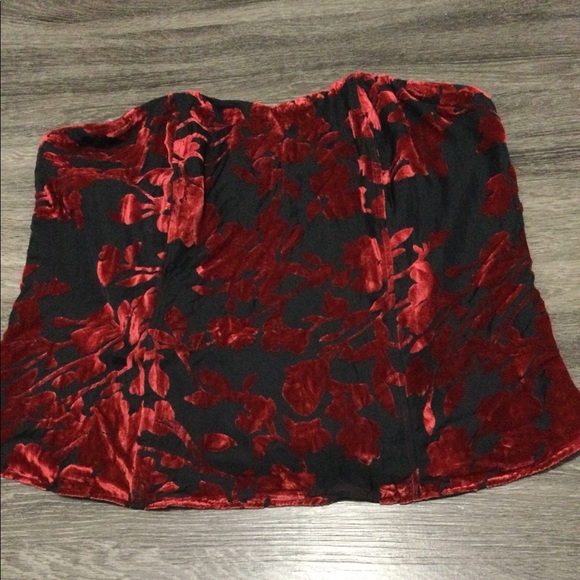 NWT Plus Velvet-Look Corset Red/Black Size 24 - Picture 3 of 6